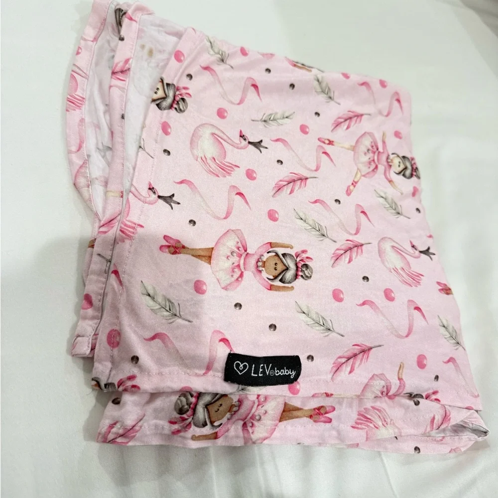 Pristine Lev Baby Ballerina Bamboo Viscose Baby Blanket - Picture 1 of 4